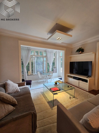 Imagem Imóvel com 3 Quartos à Venda, 300 m² em Laranjeiras - Rio De Janeiro Imagem Imóvel com 3 Quartos à Venda, 300 m² em Laranjeiras - Rio De Janeiro