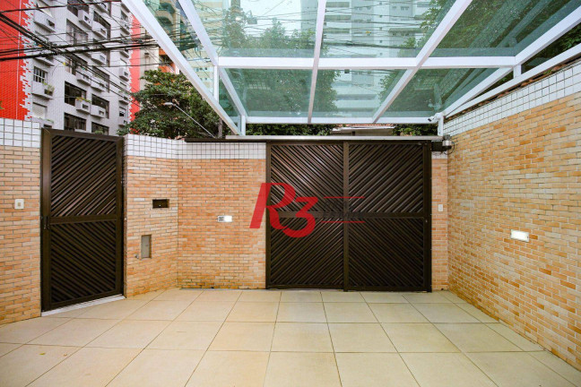 Imagem Sobrado com 4 Quartos à Venda, 150 m² em Gonzaga - Santos