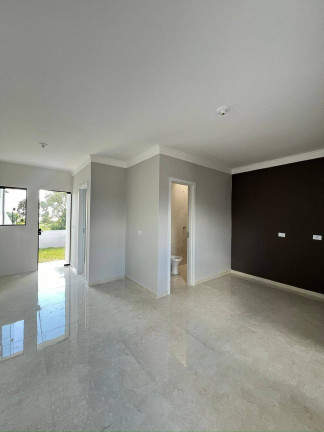Imagem Casa com 2 Quartos à Venda, 80 m² em Campo De Santana - Curitiba Imagem Casa com 2 Quartos à Venda, 80 m² em Campo De Santana - Curitiba