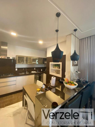 Imagem Apartamento com 4 Quartos à Venda, 280 m² em Centro - Balneário Camboriú Imagem Apartamento com 4 Quartos à Venda, 280 m² em Centro - Balneário Camboriú