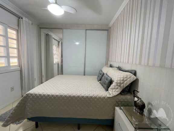 Imagem Casa com 4 Quartos à Venda, 280 m² em Brusque