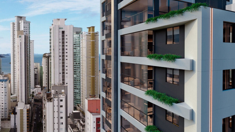 Imagem Imóvel com 3 Quartos à Venda,  em Centro - Balneário Camboriú