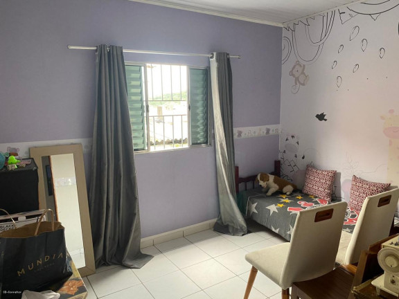 Imagem Casa com 4 Quartos à Venda, 225 m² em Sítio Dos Vianas - Santo André