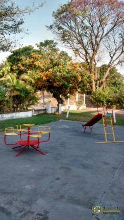 Imagem Chácara com 6 Quartos à Venda, 300 m²