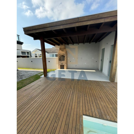 Imagem Casa com 4 Quartos à Venda, 225 m² em Santa Regina - Camboriú Imagem Casa com 4 Quartos à Venda, 225 m² em Santa Regina - Camboriú
