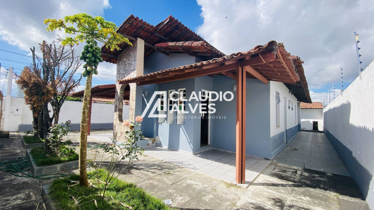 Imagem Casa com 5 Quartos à Venda, 200 m² em São João - Feira De Santana
