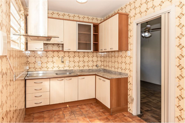 Imagem Casa com 3 Quartos à Venda, em Santa Tereza - Porto Alegre Imagem Casa com 3 Quartos à Venda, em Santa Tereza - Porto Alegre