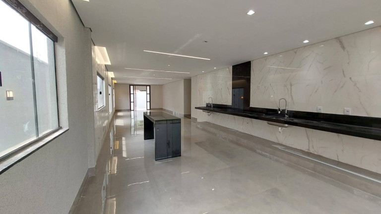 Imagem Casa com 3 Quartos à Venda, 394 m² em Setor Leste Universitário - Goiânia Imagem Casa com 3 Quartos à Venda, 394 m² em Setor Leste Universitário - Goiânia