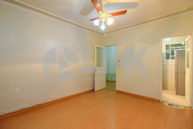 Imagem Casa com 3 Quartos à Venda, 180 m² em Passo Da Areia - Porto Alegre Imagem Casa com 3 Quartos à Venda, 180 m² em Passo Da Areia - Porto Alegre