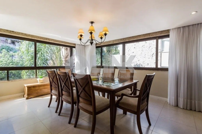 Imagem Apartamento com 4 Quartos à Venda, 229 m² em Bela Vista - Porto Alegre