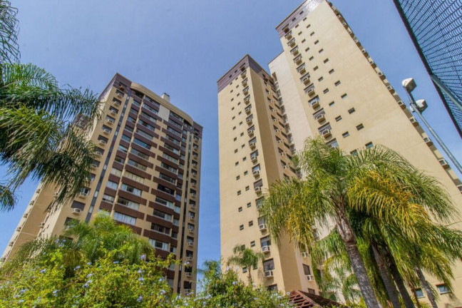 Imagem Imóvel com 3 Quartos à Venda, 120 m² em Menino Deus - Porto Alegre