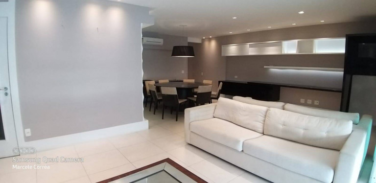Imagem Apartamento com 3 Quartos à Venda, 210 m² em Icaraí - Niterói Imagem Apartamento com 3 Quartos à Venda, 210 m² em Icaraí - Niterói