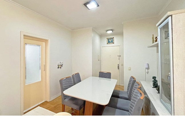 Imagem Apartamento com 3 Quartos à Venda, 100 m² em São João - Porto Alegre
