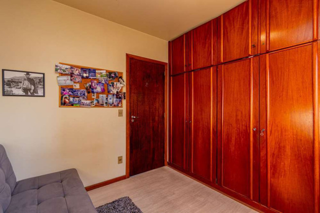 Imagem Apartamento com 3 Quartos à Venda, 120 m² em Menino Deus - Porto Alegre Imagem Apartamento com 3 Quartos à Venda, 120 m² em Menino Deus - Porto Alegre