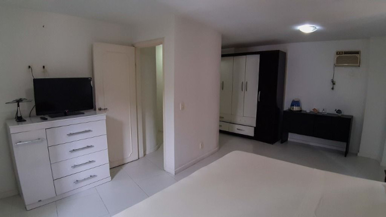 Imagem Apartamento com 2 Quartos à Venda ou Locação, 140 m² em Pitangueiras - Guarujá Imagem Apartamento com 2 Quartos à Venda ou Locação, 140 m² em Pitangueiras - Guarujá