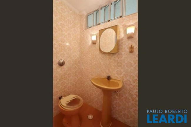 Imagem Sobrado com 3 Quartos à Venda, 170 m² em Parque Jaçatuba - Santo André Imagem Sobrado com 3 Quartos à Venda, 170 m² em Parque Jaçatuba - Santo André