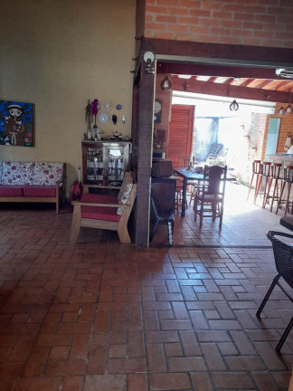 Imagem Casa com 3 Quartos à Venda, 251 m² em Jardim Rosim - Pirassununga