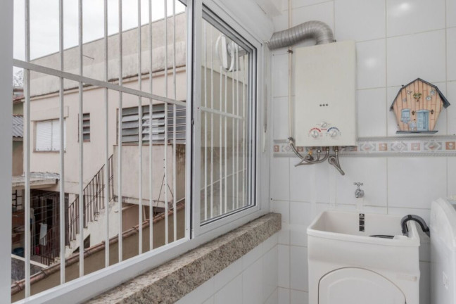 Imagem Imóvel com 2 Quartos à Venda, 63 m² em Teresópolis - Porto Alegre Imagem Imóvel com 2 Quartos à Venda, 63 m² em Teresópolis - Porto Alegre