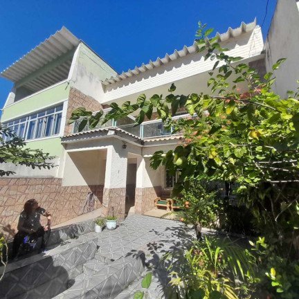 Casa com 3 Quartos à Venda, 238 m² em Freguesia (jacarepaguá) - Rio De Janeiro