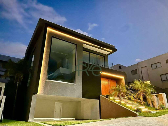 Imagem Casa com 4 Quartos à Venda, 393 m² em Granja Viana - Vintage - Embu Das Artes Imagem Casa com 4 Quartos à Venda, 393 m² em Granja Viana - Vintage - Embu Das Artes
