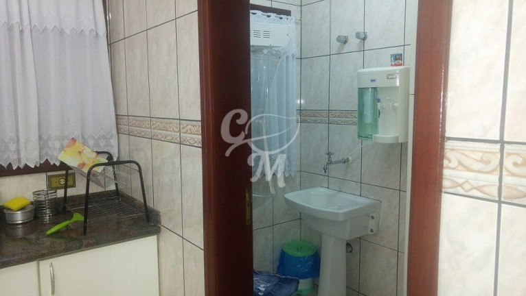 Imagem Casa com 4 Quartos à Venda, 267 m² em Vila Galvão - Jundiaí Imagem Casa com 4 Quartos à Venda, 267 m² em Vila Galvão - Jundiaí