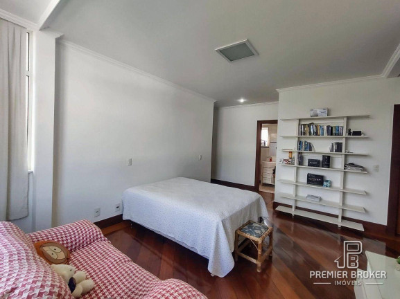 Imagem Casa com 6 Quartos à Venda, 220 m² em Tijuca - Teresópolis Imagem Casa com 6 Quartos à Venda, 220 m² em Tijuca - Teresópolis