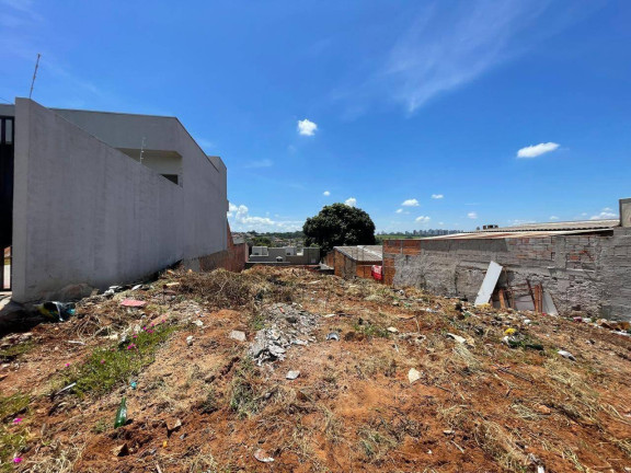 Terreno à Venda, 250 m² em Colinas - Londrina