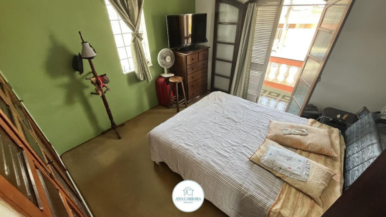 Imagem Sobrado com 5 Quartos à Venda, 203 m² em Vila Sao Paulo - Itanhaém