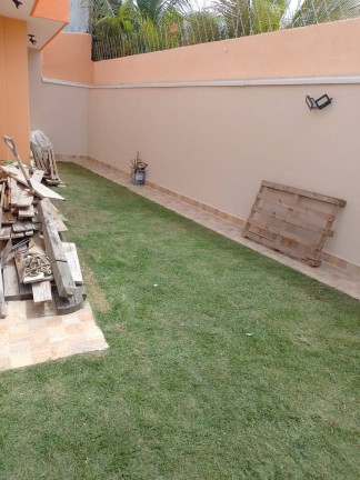 Imagem Casa com 3 Quartos à Venda, 82 m² em Piracangaguá - Taubaté