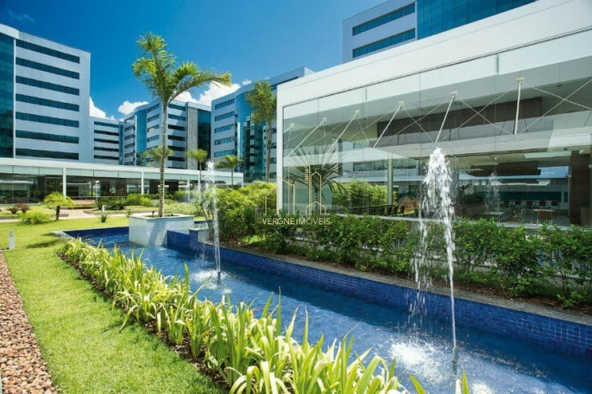 Sala Comercial à Venda, 42 m² em Paralela - Salvador
