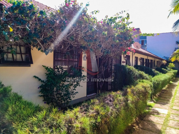 Casa de Condomínio com 2 Quartos à Venda, 80 m²