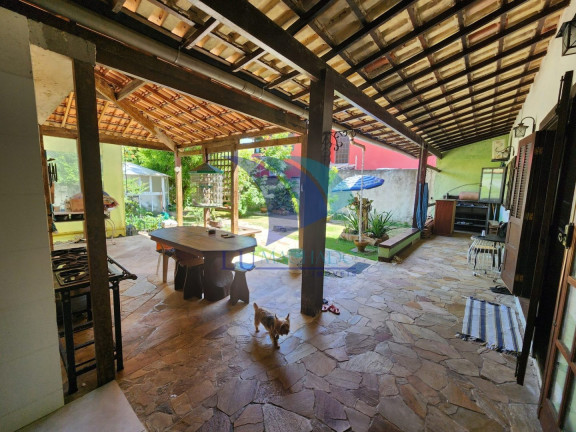 Imagem Casa com 2 Quartos à Venda, 140 m² em Portinho - Cabo Frio