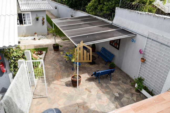 Imagem Casa com 11 Quartos à Venda, 405 m² em Cajuru