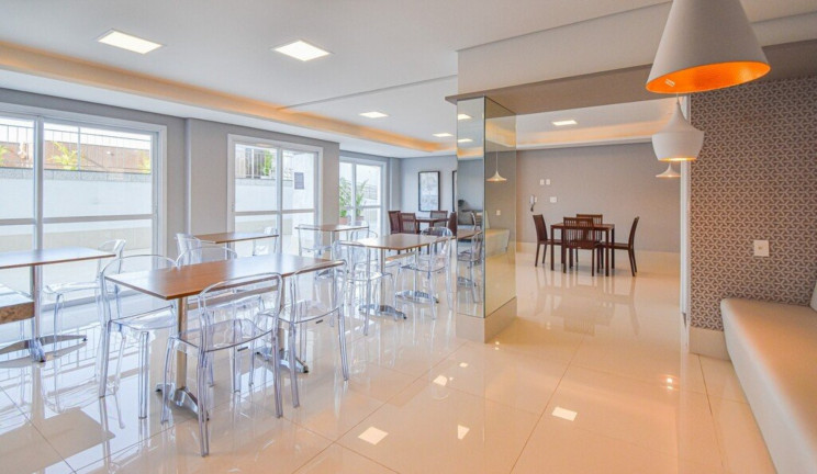 Imagem Imóvel com 3 Quartos à Venda, 80 m² em Cidade Baixa - Porto Alegre Imagem Imóvel com 3 Quartos à Venda, 80 m² em Cidade Baixa - Porto Alegre