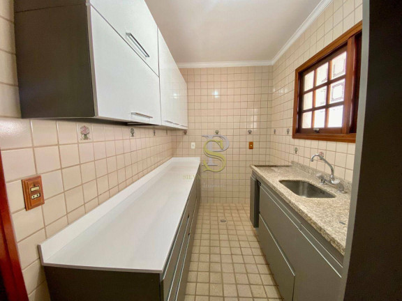 Imagem Casa com 3 Quartos à Venda, 450 m² em Vila Santista - Atibaia Imagem Casa com 3 Quartos à Venda, 450 m² em Vila Santista - Atibaia