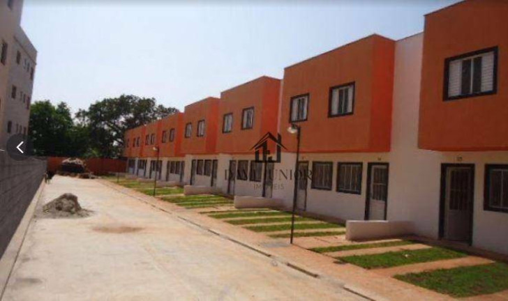Imagem Casa com 2 Quartos à Venda, 61 m² em Lopes De Oliveira - Sorocaba Imagem Casa com 2 Quartos à Venda, 61 m² em Lopes De Oliveira - Sorocaba