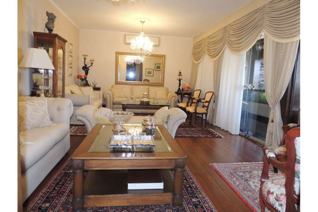 Imagem Casa com 4 Quartos à Venda, 430 m² em Vila Assunção - Porto Alegre