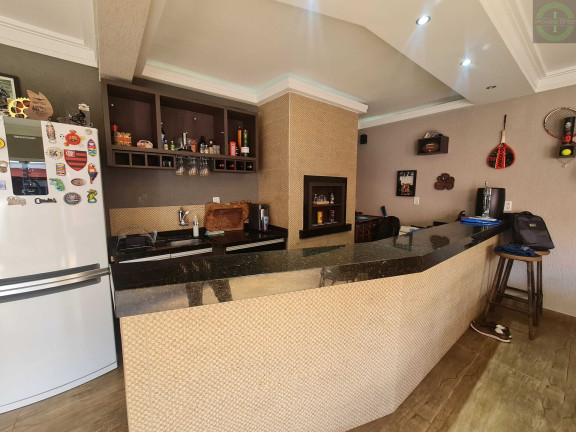 Imagem Casa com 4 Quartos à Venda, 220 m² em Contorno - Ponta Grossa Imagem Casa com 4 Quartos à Venda, 220 m² em Contorno - Ponta Grossa