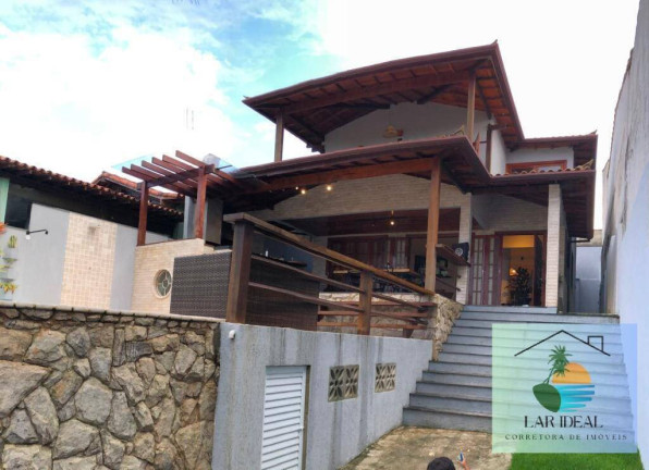 Casa com 4 Quartos à Venda,  em Geribá - Búzios