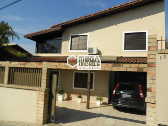 Casa com 4 Quartos à Venda, 256 m² em Santinho - Florianópolis