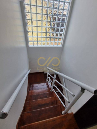 Imagem Sobrado com 4 Quartos à Venda, 200 m² em Canto Do Forte - Praia Grande Imagem Sobrado com 4 Quartos à Venda, 200 m² em Canto Do Forte - Praia Grande