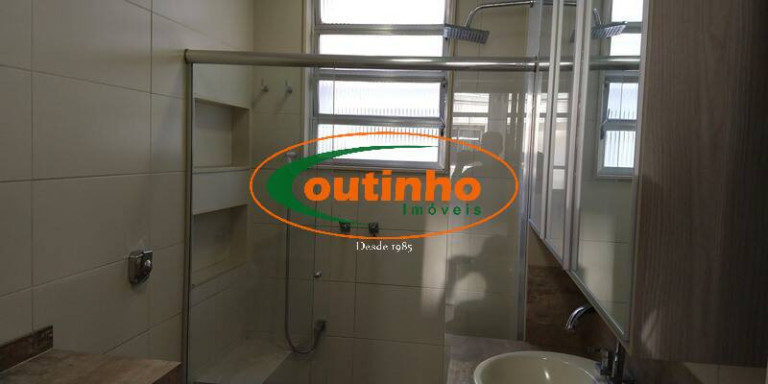 Imagem Apartamento com 5 Quartos à Venda, 294 m² em Tijuca - Rio De Janeiro Imagem Apartamento com 5 Quartos à Venda, 294 m² em Tijuca - Rio De Janeiro