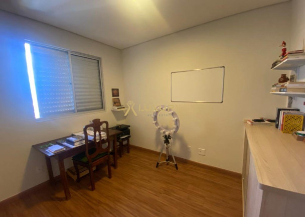 Imagem Imóvel com 4 Quartos à Venda, 190 m² em Gutierrez - Belo Horizonte