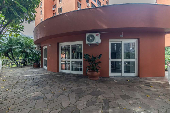 Imagem Imóvel com 3 Quartos à Venda, em Chácara Das Pedras - Porto Alegre Imagem Imóvel com 3 Quartos à Venda, em Chácara Das Pedras - Porto Alegre