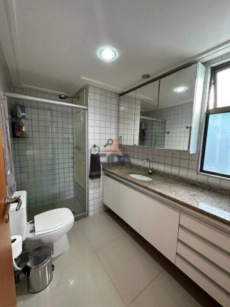 Imagem Apartamento com 4 Quartos à Venda, 165 m² em Boa Viagem - Recife