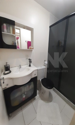 Imagem Apartamento com 3 Quartos à Venda, 66 m² em Santo Antônio - Porto Alegre Imagem Apartamento com 3 Quartos à Venda, 66 m² em Santo Antônio - Porto Alegre