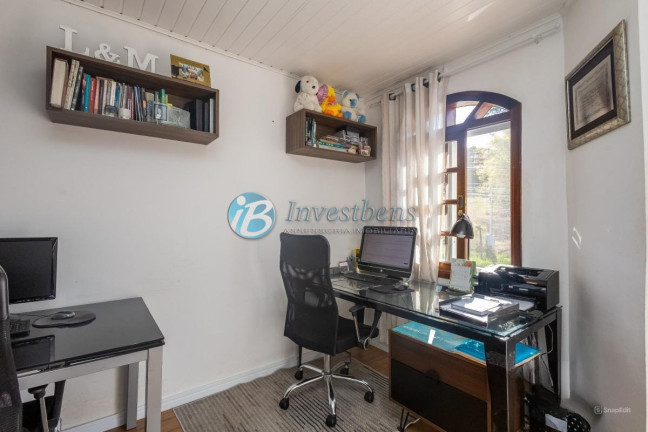 Imagem Sobrado com 3 Quartos à Venda, 110 m² em Santa Cândida - Curitiba