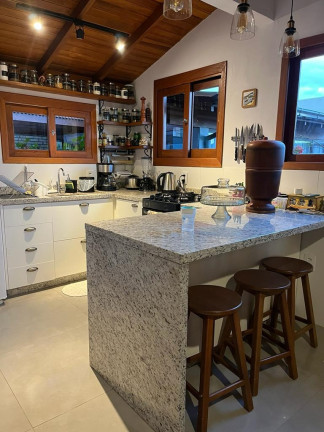 Imagem Casa com 4 Quartos à Venda, 180 m² em Ambrósio - Garopaba