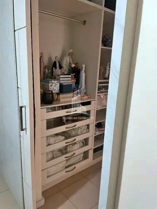 Imagem Casa de Condomínio com 4 Quartos à Venda, 200 m² em Sapiranga (coité) - Fortaleza Imagem Casa de Condomínio com 4 Quartos à Venda, 200 m² em Sapiranga (coité) - Fortaleza