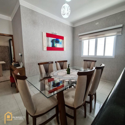 Imagem Casa com 1 Quarto à Venda, 180 m² em Piracangaguá - Taubaté